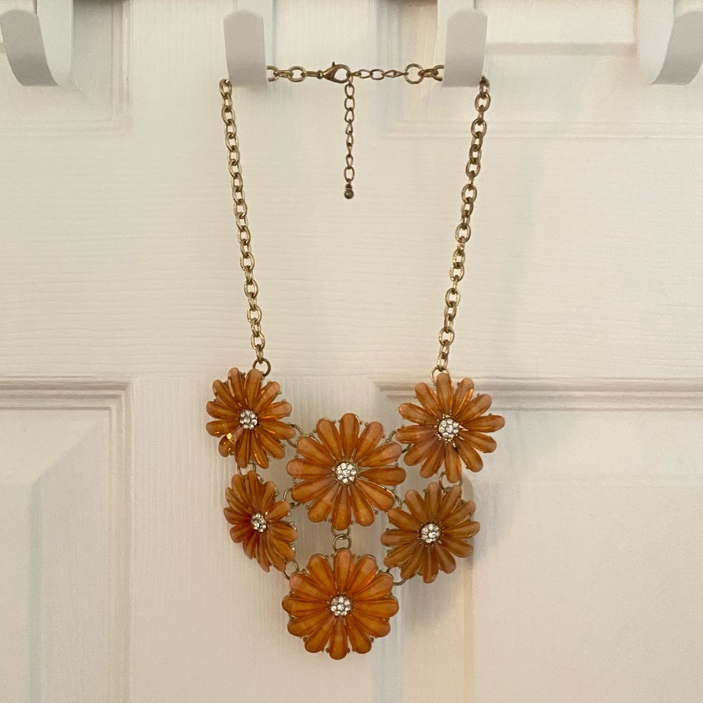 Flower Necklace with Diamonds